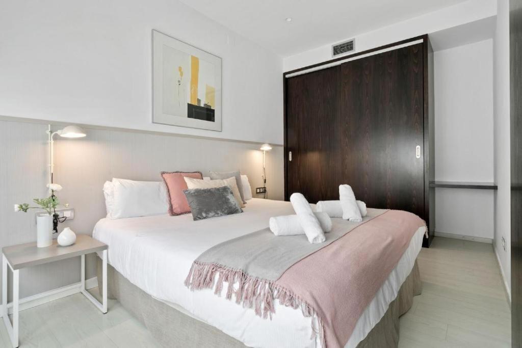 Fisa Rentals Gran Via Apartments Barcelona Exteriér fotografie