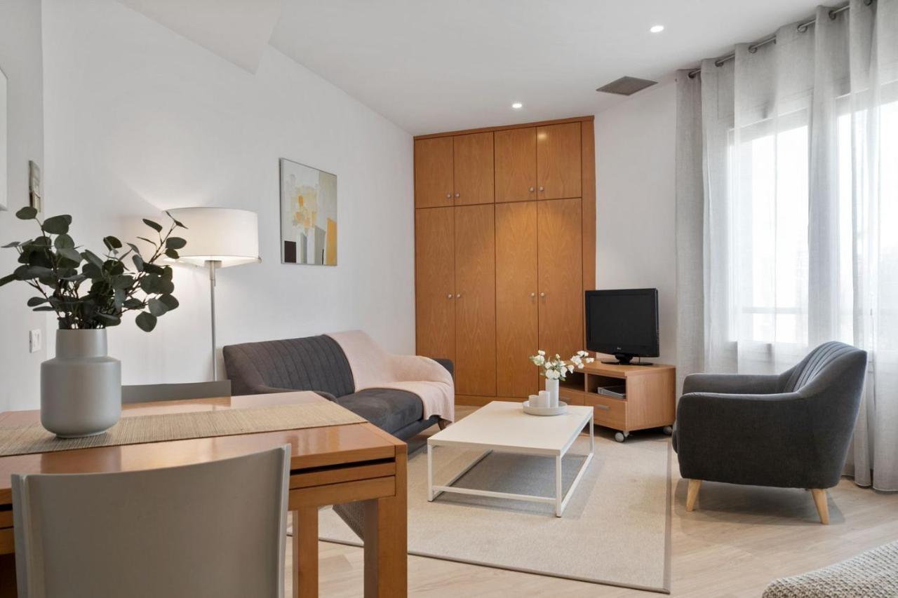 Fisa Rentals Gran Via Apartments Barcelona Exteriér fotografie