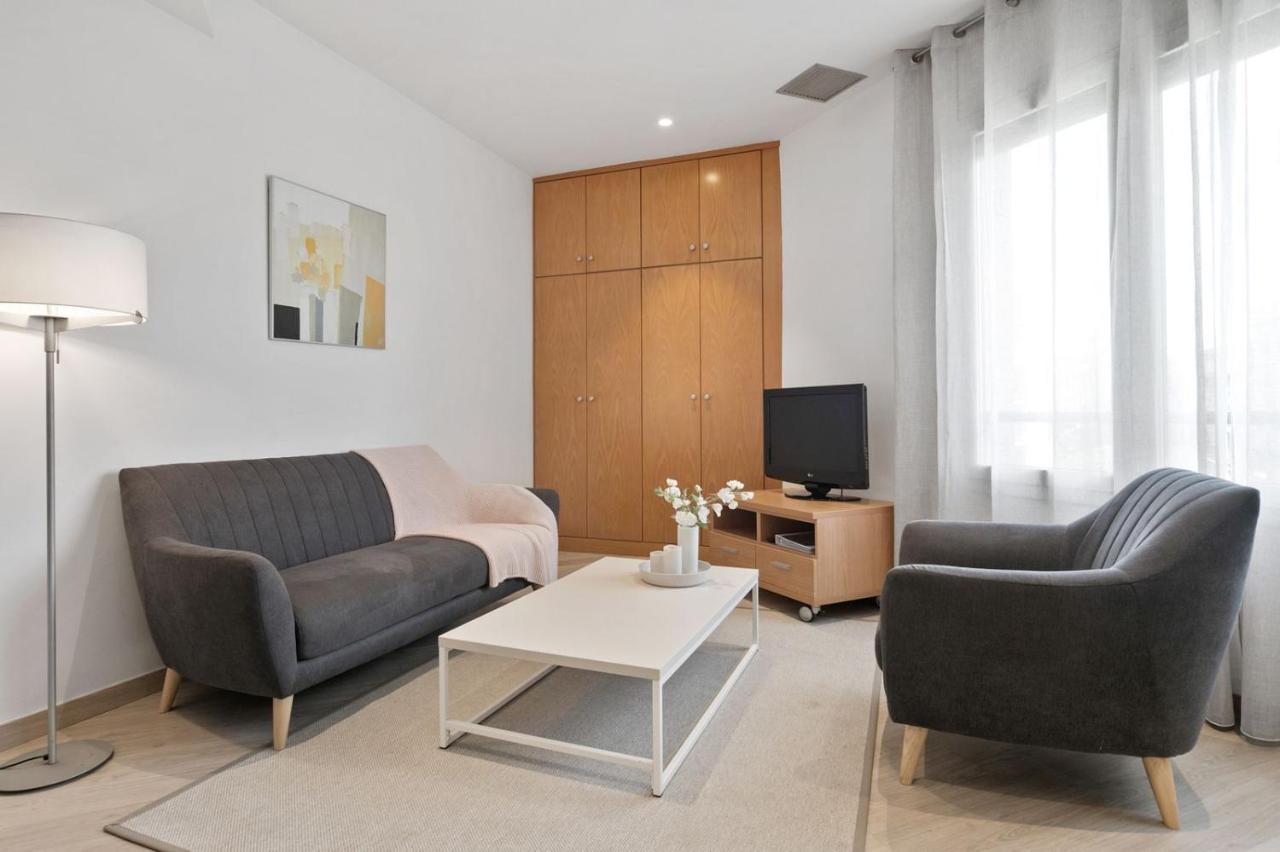 Fisa Rentals Gran Via Apartments Barcelona Exteriér fotografie